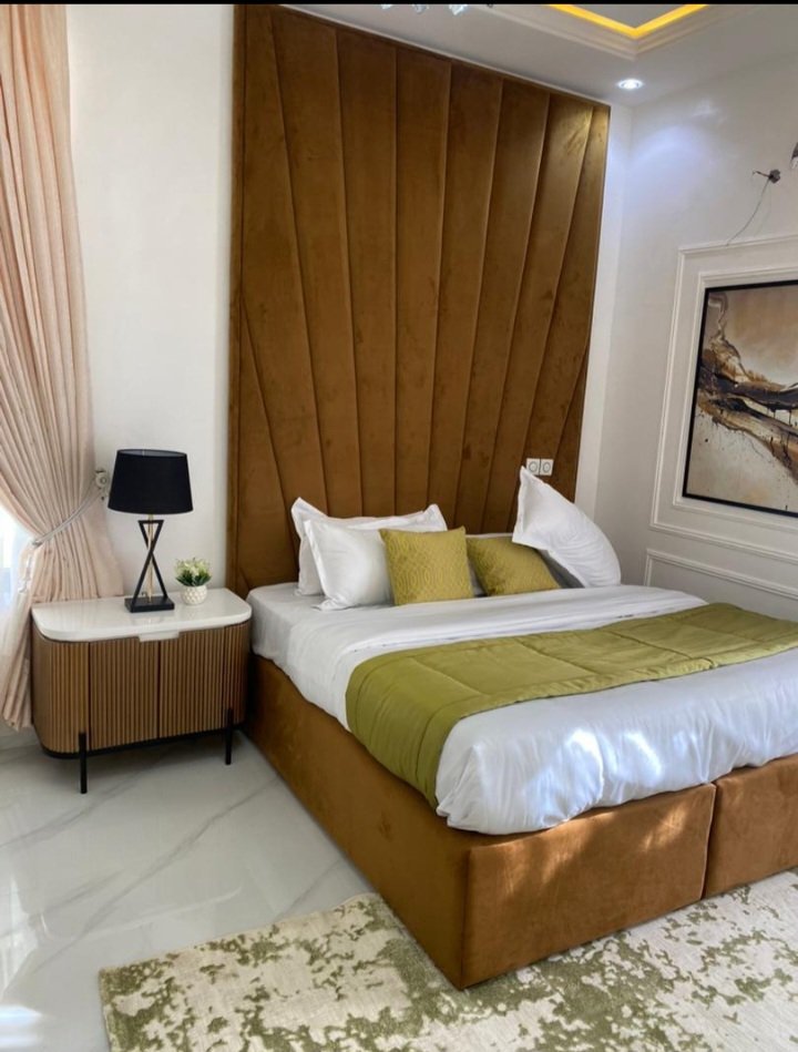 However you want your bedroom..we deliver..
Just for your Peace!!

We are your sure plug for interior designs and decorations.

#jodi_aestheticsltd #kio_vision #bedroom #luxurybedroom #interiordecorating #InteriorDesign #interiordesignmasters #AbujaTwitterCommunity #lagos #Abuja