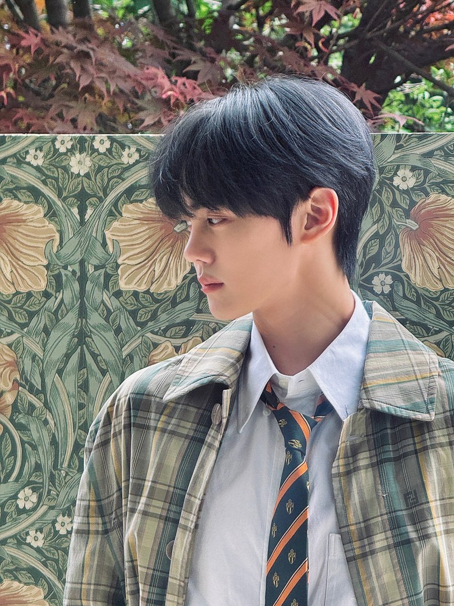 _💌

제로즈! 시크한 사진들 봤어용??ㅎㅎ 개인적으로 너무 좋아하는 화보를 이렇게 멋지게 찍어서 너무 좋다용🩵 다 제로즈 덕분이야 너무너무 고마워ㅎㅎ 오늘 날씨는 흐리지만 우리는 밝게 보내자ㅎㅎㅎ 사랑해용🩵🩵🩵🩵

#KIMGYUVIN #김규빈
#ZEROBASEONE #ZB1 #제로베이스원