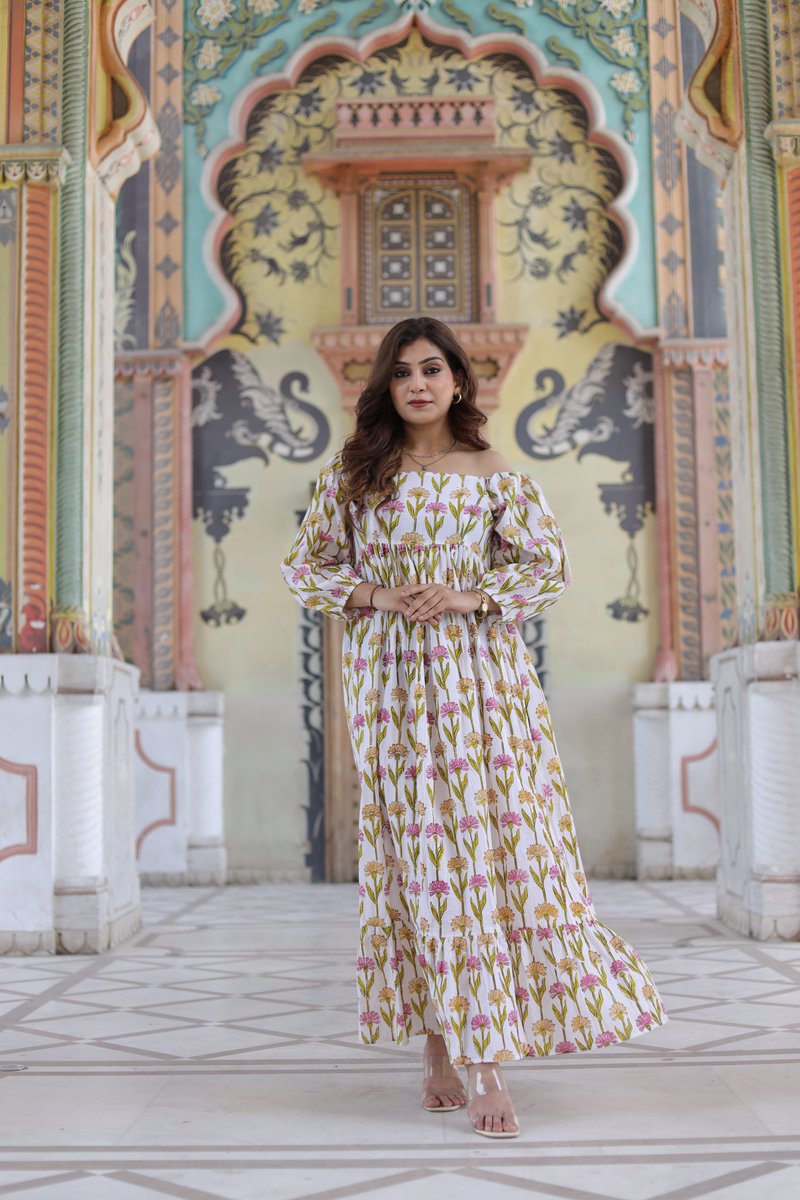 Indian hand block cotton stylish long dress/personalized bride wedding gift dress/woman summer wear party dress on sale/
#handmade #womandress #floralprint #womanfashion #cottondress #weddinggiftdress