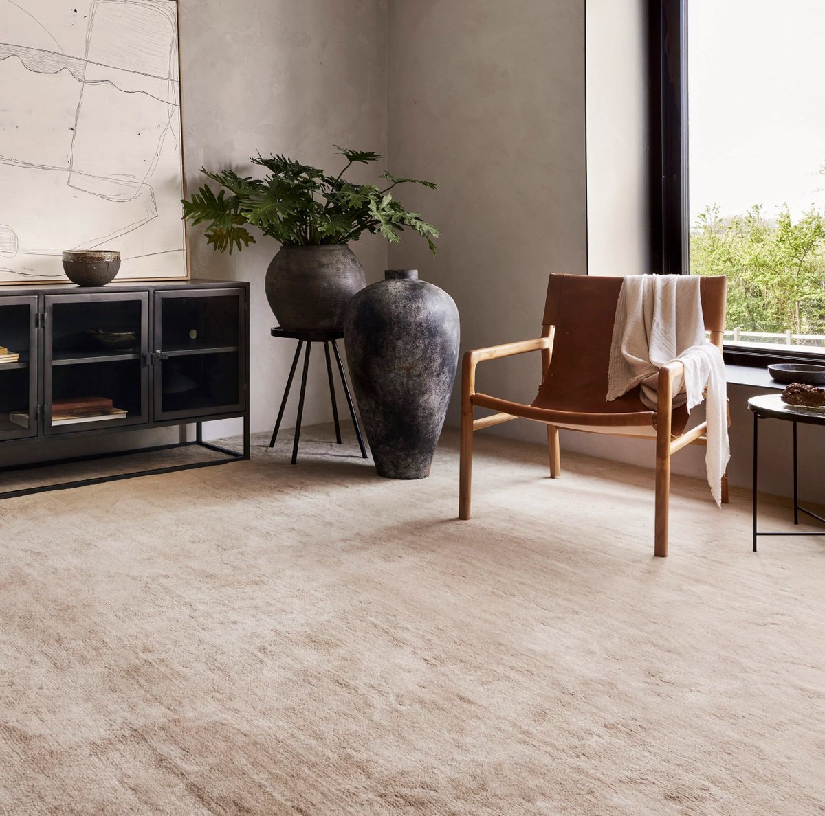 Things get indulgent when you choose our incredibly silky Jacaranda Carpets Kashmir deep pile carpet. Woven from a blend of cashmere and wool into a luxuriously thick velvet pile full of personality, choose from seven warm earthy tones in our showroom...