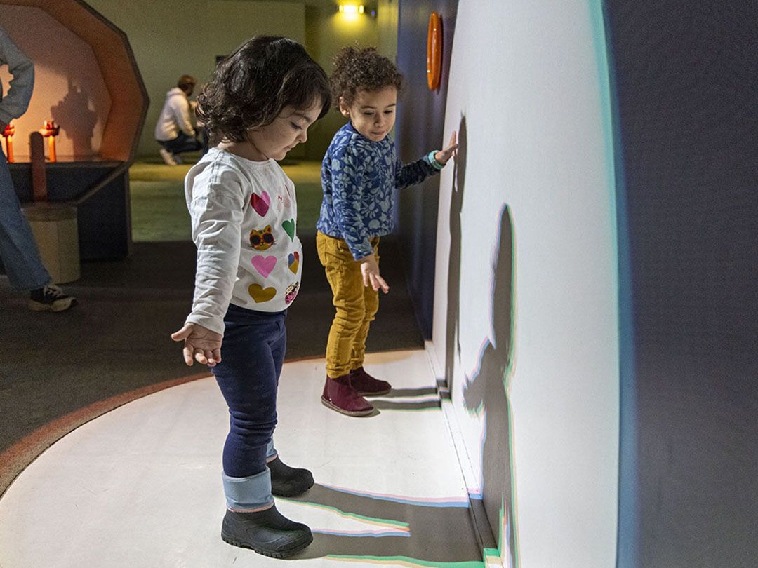 🚨 Derniers jours pour vivre l’aventure à la Cité des enfants 2-7 ans avant sa grande métamorphose ! 🚀

⏳ Jusqu’au 13 juillet, embarquez à bord du vaisseau avant la pause travaux.

À ne pas rater aussi : la nouvelle Cité des enfants 5-10 ans ouvrira ses portes le 1er juillet !