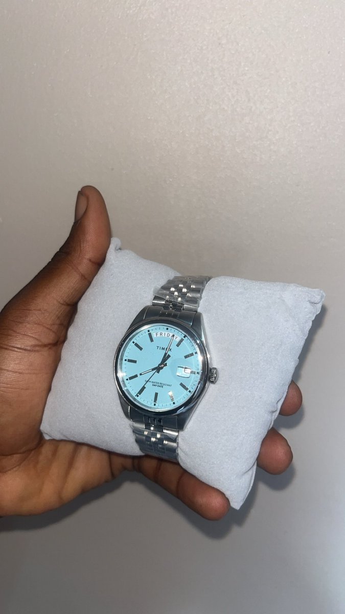 pyramid_fox's tweet image. Add to cart 🛒 
#Timex #Lagos