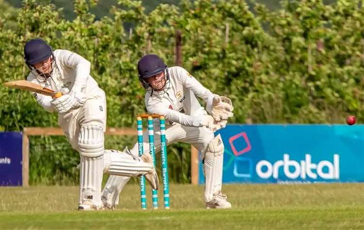 KentOnline Sport (@kentonlinesport) on Twitter photo The latest <a href="/Kentcricketlge/">Kent Cricket League</a> Premier Division weekend round-up as <a href="/TWCricketClub/">Tunbridge Wells CC</a> <a href="/TheShrimpsCC/">St Lawrence & HC 🍤</a> <a href="/MinsterCricket/">Minster Cricket Club</a> and <a href="/HolmesdaleCC/">Holmesdale Cricket</a> win
kentonline.co.uk/tunbridge-well… The latest <a href="/Kentcricketlge/">Kent Cricket League</a> Premier Division weekend round-up as <a href="/TWCricketClub/">Tunbridge Wells CC</a> <a href="/TheShrimpsCC/">St Lawrence & HC 🍤</a> <a href="/MinsterCricket/">Minster Cricket Club</a> and <a href="/HolmesdaleCC/">Holmesdale Cricket</a> win
kentonline.co.uk/tunbridge-well…