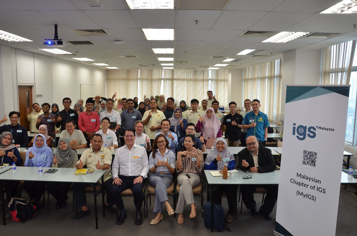 Cerun JKR Malaysia (@cerunjkr) on Twitter photo "APPLICATION OF GEOSYNTHETICS FOR CIVIL ENGINEERING CONSTRUCTION"
Mr. Sam R. Allen, President of IGS
Bilik Hibiscus, Menara PJD
Terima kasih kepada semua peserta yang menjayakan sesi ini
<a href="/moworksmy/">Kementerian Kerja Raya Malaysia</a>
<a href="/IPJKR_Official/">JKR Malaysia Rasmi</a>
<a href="/TKPKR_Infra/">TKPKR (Sektor Infra)</a>
<a href="/IrShaifuddin/">Ir. Mohd Shaifuddin Abdul Razak</a>
#IamJKR "APPLICATION OF GEOSYNTHETICS FOR CIVIL ENGINEERING CONSTRUCTION"
Mr. Sam R. Allen, President of IGS
Bilik Hibiscus, Menara PJD
Terima kasih kepada semua peserta yang menjayakan sesi ini
<a href="/moworksmy/">Kementerian Kerja Raya Malaysia</a>
<a href="/IPJKR_Official/">JKR Malaysia Rasmi</a>
<a href="/TKPKR_Infra/">TKPKR (Sektor Infra)</a>
<a href="/IrShaifuddin/">Ir. Mohd Shaifuddin Abdul Razak</a>
#IamJKR