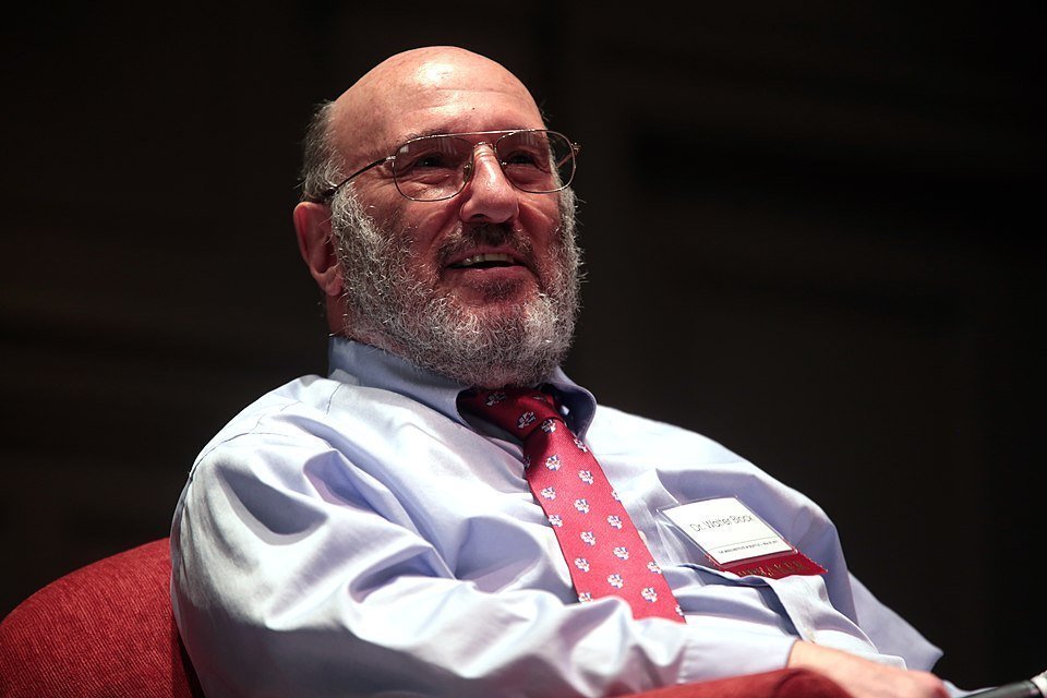 's tweet image. Walter Block:

"El presidente Javier Milei no solo está haciendo que la Argentina sea 'Grande de Nuevo', sino que también está en el proceso de hacer que el mundo entero sea grande nuevamente. O quizás debería decir: está en el proceso de hacer que el mundo sea grande por primera