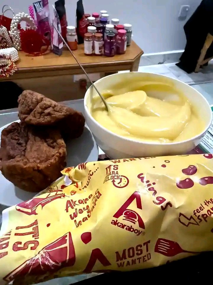 Something about the taste.

Something about the texture.

When you have a Chicken Akara breakfast from Akaraboyng, everything about it feels unique. 😊

How would you love to enjoy our innovative meal this week?

#AkaraWeyGoHarvard