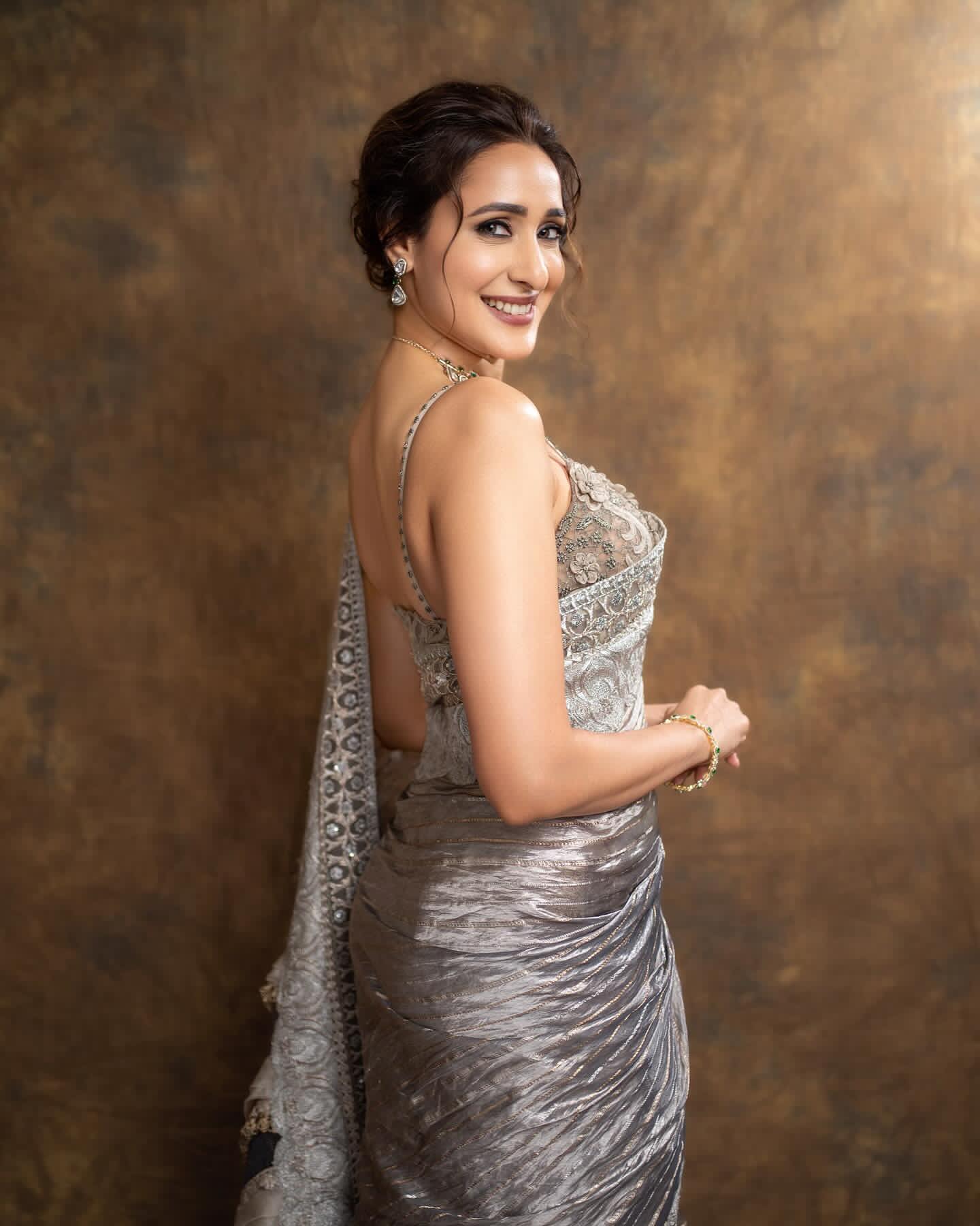 GtjRNmBaAAAuWIY?format=jpg&name=large