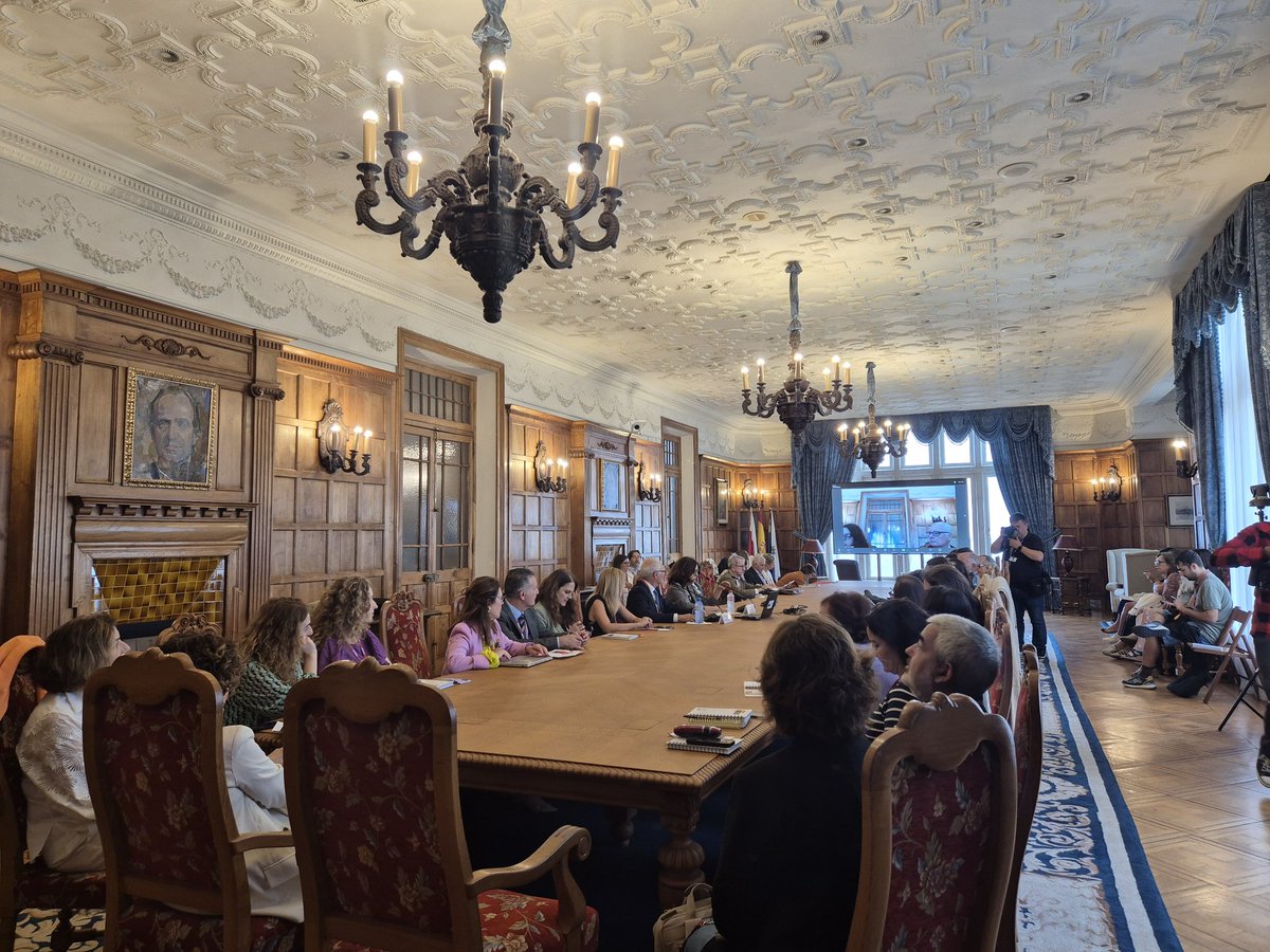 👋 ¡Comienza nuestro verano en la <a href="/UIMP/">UIMP</a>! 👉 Este año estamos en #streaming y #comunicación