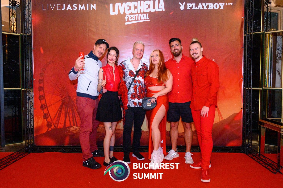Bucharest Summit tweet media