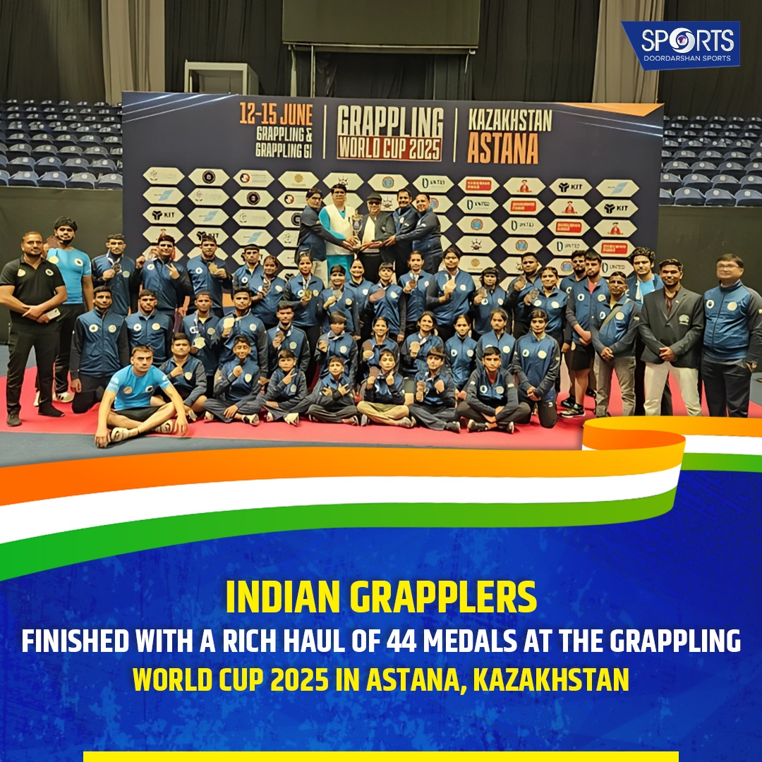 Indian grapplers clinched 44 medals (3🥇, 13🥈, 28🥉) to secure the runner-up spot in Astana, Kazakhstan, with 755 points—just behind hosts Kazakhstan. 

Standout golds from Abhimanyu Chaudhary &amp; Vikash Kumar in 100kg! 👏

#TeamIndia #GrapplingWorldCup #Astana2025