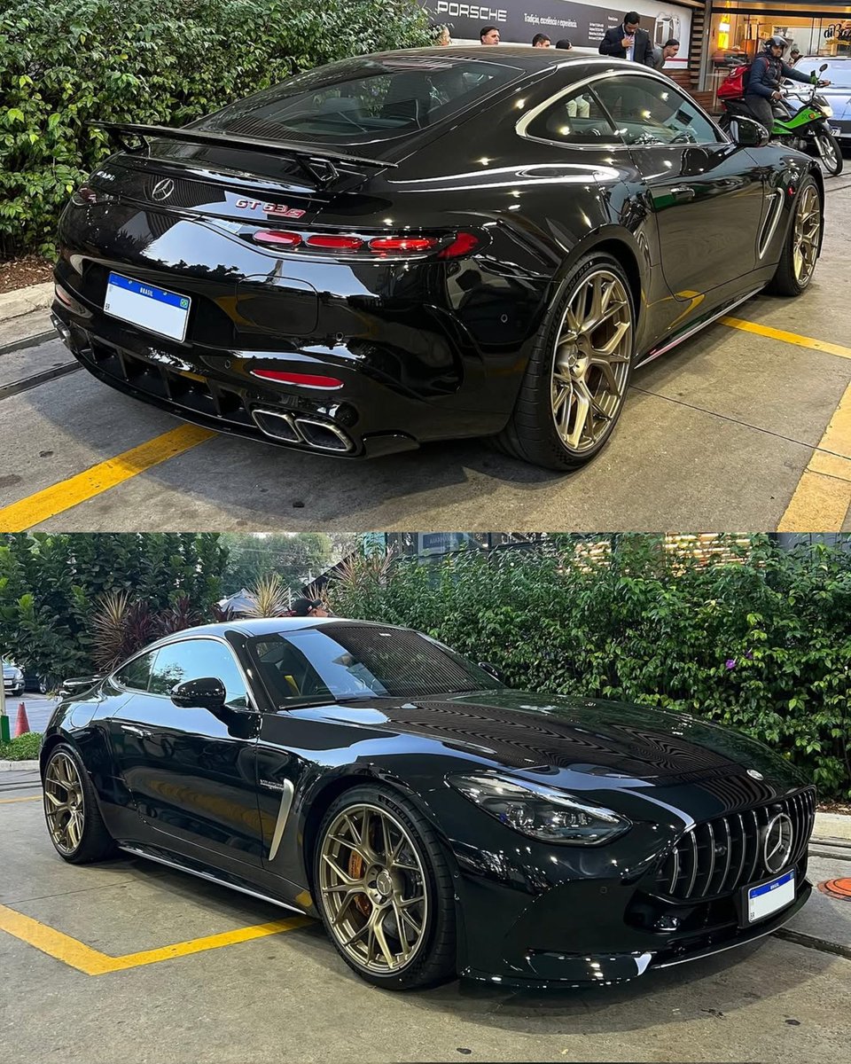 2-ton New-Supercar GT 63 S E-Performance 840 HP 4.0-L V8 BITURBO 0-100 km /h 2.8 sec 🦈 Rate it 1-10!

📸: @exoticsbrazil (IG)