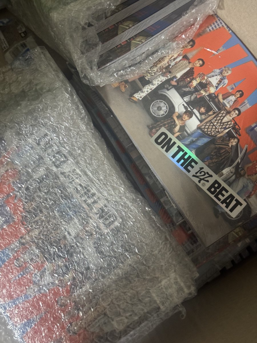 WTS WTT] 엔시티 일이칠 정규 워크 삐그덕 미개봉 앨범 양도 NCT 127 ALBUM UNOPENED SEALED WALK SELL

WALK ver.

Each 0.2

PAYPAL/EMS ⭕️
✔️현물 ONHAND

마크 해찬 재현 도영 태용 유타 쟈니 정우 mark haechan jaehyun doyoung yuta johnny zungwoo taeyong