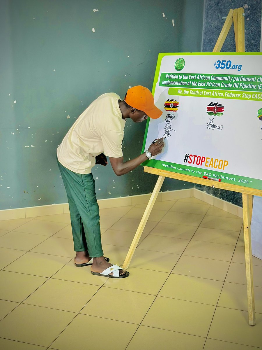 On Friday, 15th June 2025, our coordinator <a href="/JonRully04/">@Nsi media</a> represented us at the launch of the petition to <a href="/EA_Bunge/">EALA</a> parliament with a message to #stopEACOP . 
A powerful step towards climate justice and protecting our communities.<a href="/Fridays4FutureU/">Fridays For Future Uganda</a> big thanks
#FossilFreeTreaty