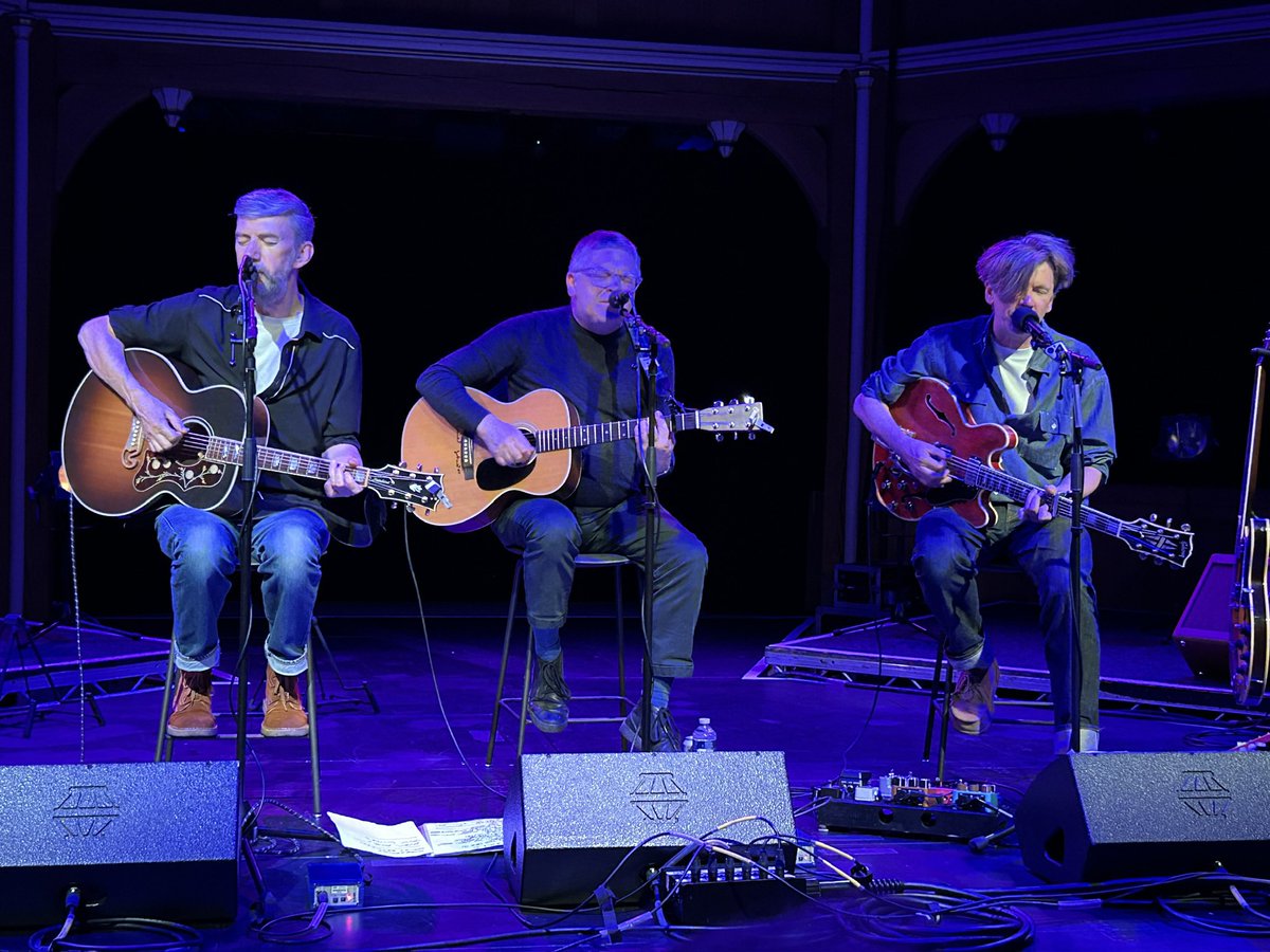 A fabulous night of music by Butler Blake and Grant at <a href="/ShakespeareNP/">Shakespeare North Playhouse</a>. 
Lovely venue, although the bench seating didn’t go down so well with my back.  <a href="/BBGband/">Butler, Blake & Grant</a> <a href="/jamthrawn/">James Grant</a>