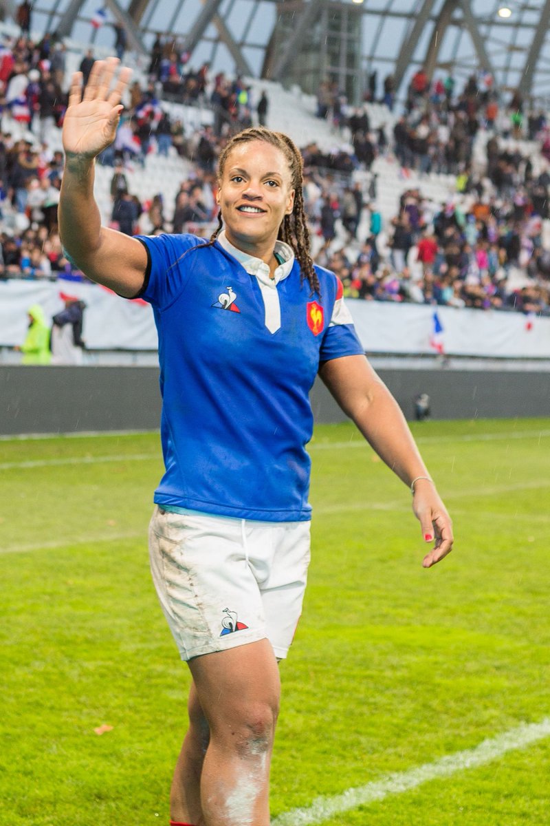 🎂 L'ancienne internationale du #XVdeFrance Safi N'diaye fête aujourd'hui ses 3⃣7⃣ ans !
  
𝑱𝒐𝒚𝒆𝒖𝒙 𝒂𝒏𝒏𝒊𝒗𝒆𝒓𝒔𝒂𝒊𝒓𝒆 ! 🥳