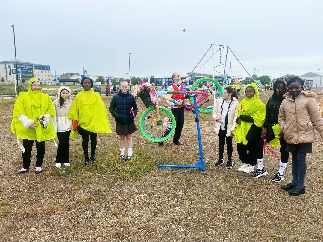 Y6 went to cheer on the cyclists at the <a href="/BritishCycling/">British Cycling</a>  Women's Tour &amp; found lots of fun activities to do including: dancing, cycling &amp; making jingle ribbon sticks and ink prints. Our flag winners got to see their amazing designs flying in the wild. An amazing morning had by all