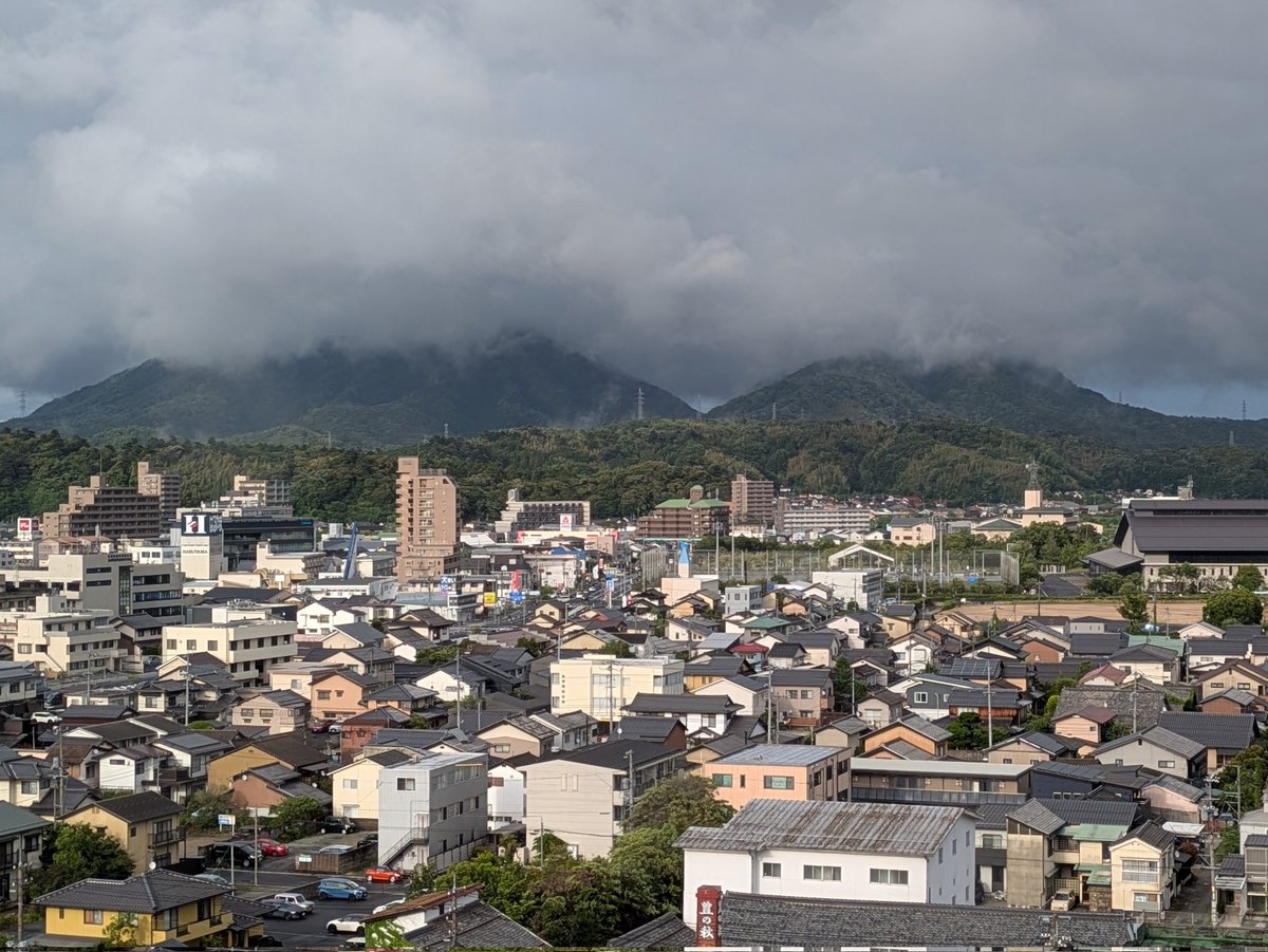 【夕暮れ時の松江】

午後５時半ごろ

2025.06.16.(月曜)

<a href="/matsue_city/">松江市</a>
