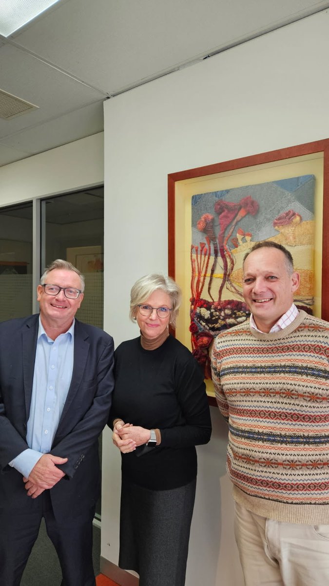 SmartEnergyCncl's tweet image. Fantastic to meet with @helenhainesindi to discuss large-scale renewable energy and storage projects in Indi, the Cheaper Home Batteries Program and opportunities for solar and battery recycling and stewardship.