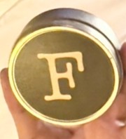 皆さまいつもありがとうございます
昨日もたくさん笑えた楽しい夜でした😄
6/29までよろしくお願いいたします

本日は20時にオープンいたします
皆さまのお越しをお待ちしております