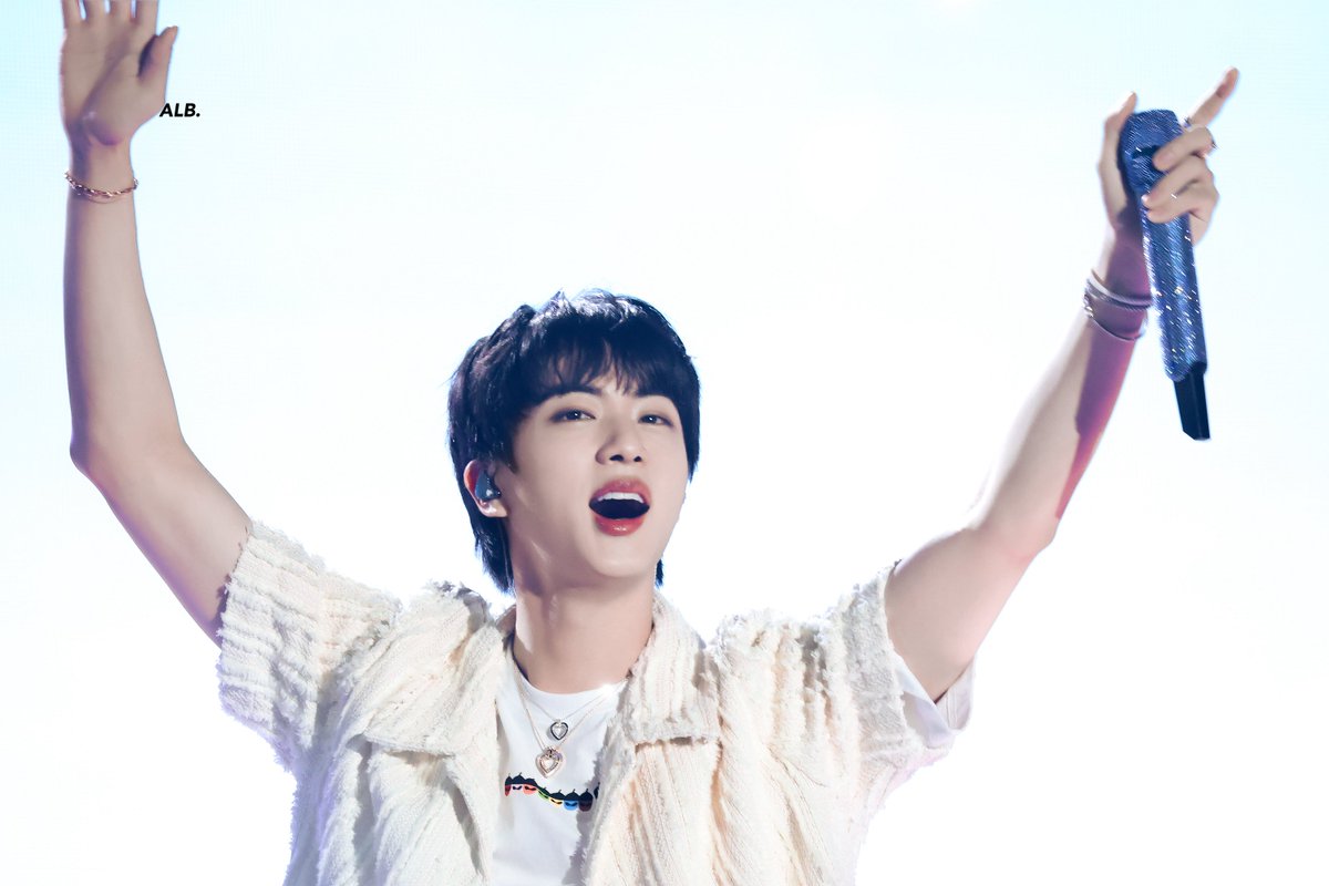 250613  HOPE ON THE STAGE 

#방탄소년단진 #김석진 #석진 #진  #BTSJIN #JIN  
#Dont_Say_You_Love_Me #Jin_Echo <a href="/BTS_twt/">방탄소년단</a>