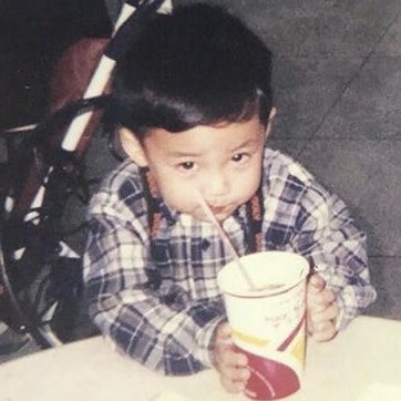 gyuszones's tweet image. who are you?                            i'm you from the future