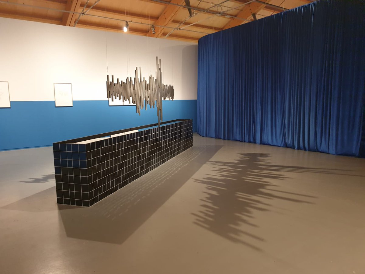 La exposición “Secuencia Plano Secuencia” de Almudena Lobera, comisariada por Tiago de Abreu Pinto y producida por #CentroCentro, se inauguró ayer en el Centre d’Art La Panera (Lleida).

La muestra está disponible para su visita hasta el 16 de octubre. 📅