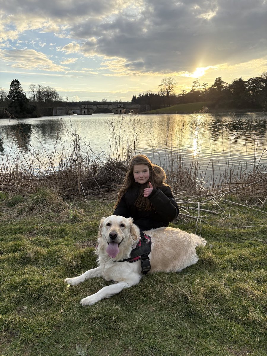SarahReeve1's tweet photo. Happy 11th Birthday to my little mini me and Cassie’s best mate 💕💕💕 love you to the moon and back kiddo #Family #Neice https://t.co/b1jj47M6Xi