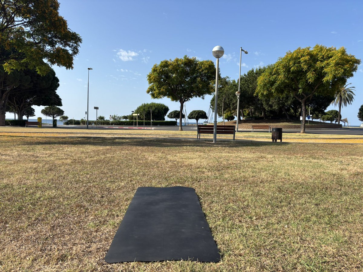 Ivan ๐งณ (@ivan_nomadz) on Twitter photo gm from Barcelonaโ๏ธ
using <a href="/flow_bali/">Solana Temple</a> yoga mat to start the day๐งโโ๏ธ
how are you doing today? gm from Barcelonaโ๏ธ
using <a href="/flow_bali/">Solana Temple</a> yoga mat to start the day๐งโโ๏ธ
how are you doing today?