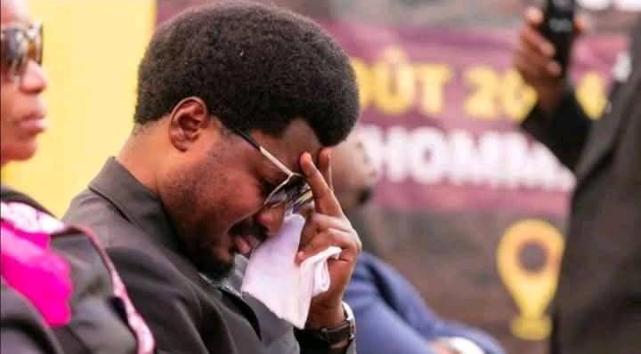 Guy-Roger Ngoy (@guyrnfuamba) on Twitter photo Je suis profondément navré pour <a href="/ConstantMutamba/">Constant Mutamba</a>
Il a usé d'un stratagème assez particulier en se faisant passer comme opposant-républicain pour se retrouver au Gouvernement.
Malheureusement pour lui, il s'est mis à déranger les intérêts de ces compagnons membres de l'union Je suis profondément navré pour <a href="/ConstantMutamba/">Constant Mutamba</a>
Il a usé d'un stratagème assez particulier en se faisant passer comme opposant-républicain pour se retrouver au Gouvernement.
Malheureusement pour lui, il s'est mis à déranger les intérêts de ces compagnons membres de l'union
