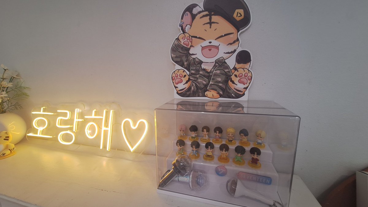 99.9% 💚🐱 ღ ᴡᴀɪᴛ ꜰᴏʀ ᴀ ᴡɪɴᴛᴇʀ ᴅᴀʏ ღ🐶💜 tweet media