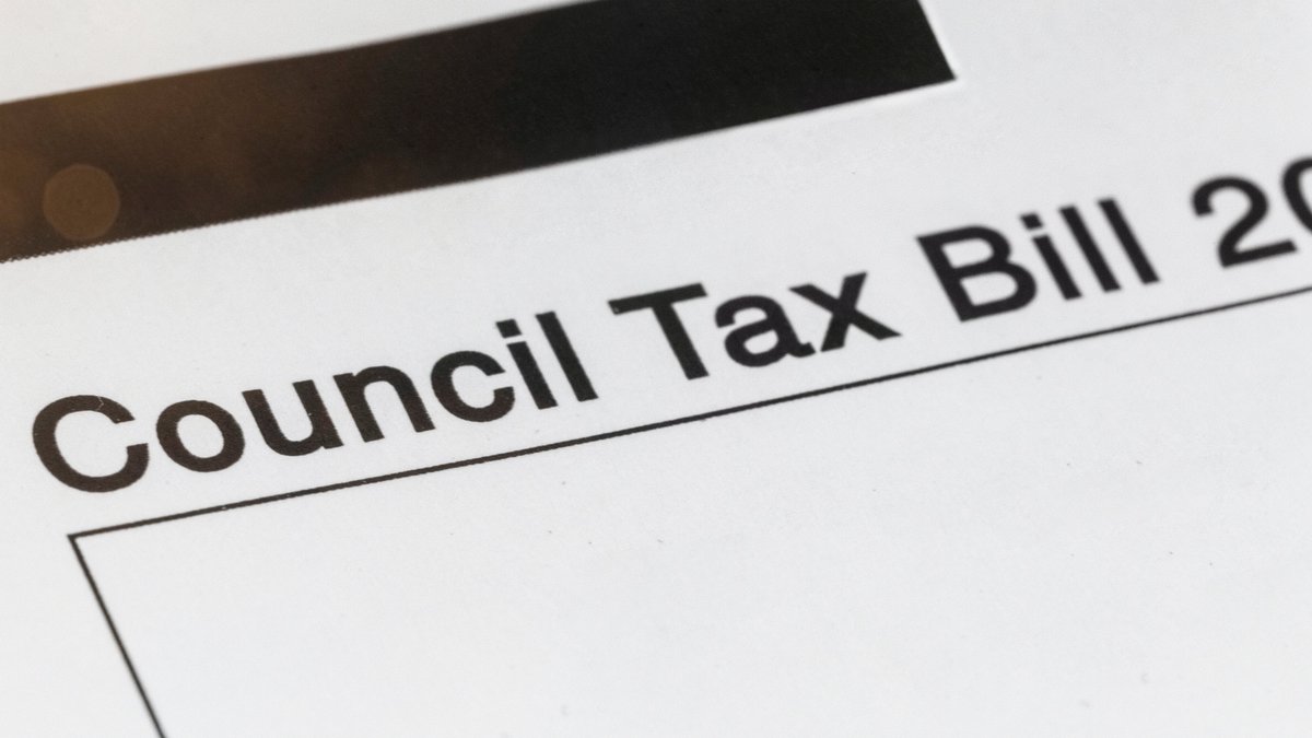 📉 Did you know we offer a council tax reduction to residents who are considered disabled?

✅ There a couple requirements however, so be sure to check eligibility before you apply ➡️ folkestone-hythe.gov.uk/discounts-exem…