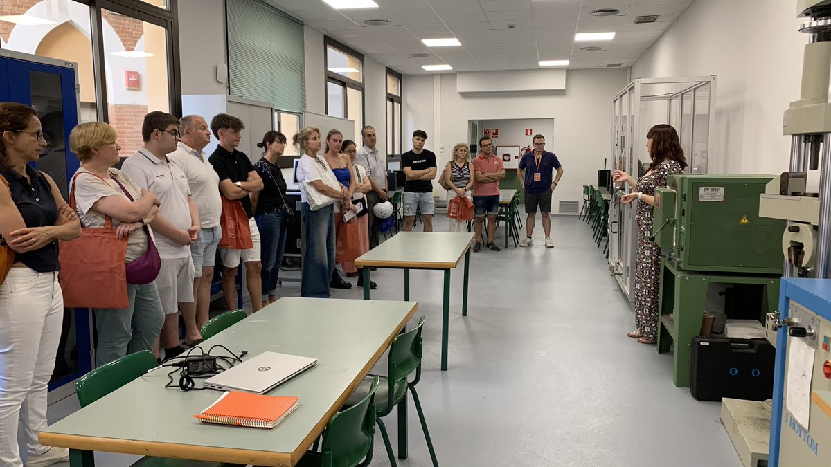 🥰 L’EUSS obre les portes aquest dimarts per presentar els seus graus en enginyeria industrial als futurs estudiants!

‼️ Encara tens temps per apuntar-t'hi. Vine a descobrir les nostres instal·lacions i la nostra oferta educativa: ja.cat/JqTMc