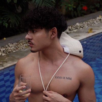 henraquelima1's tweet photo. #FotoProfilBaru https://t.co/Hw329OemnH