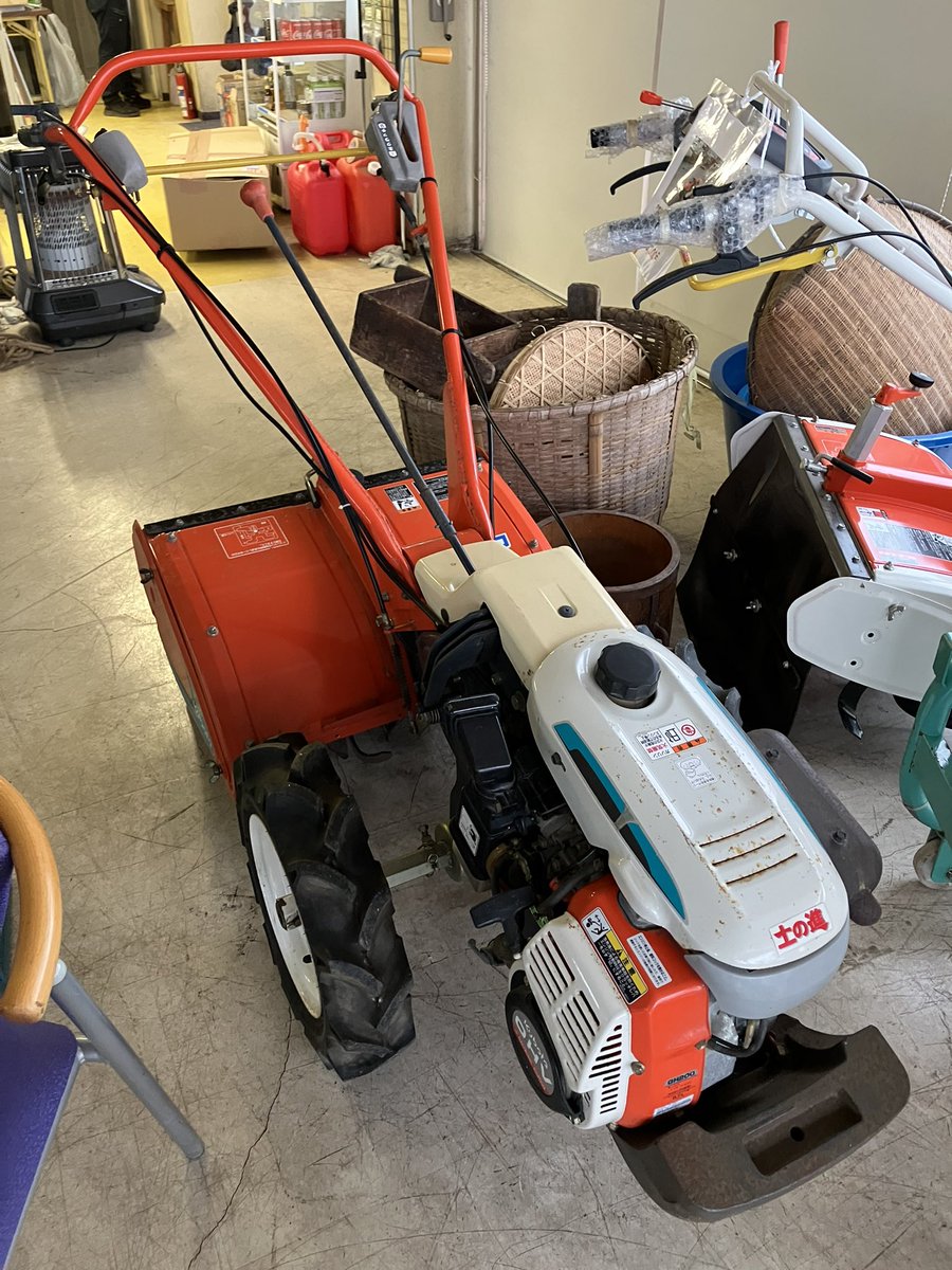 noukasan_iwate's tweet photo. 岩手本店にてクボタ管理機TR90入荷いたしました。気になる方はぜひ『農家さんの味方岩手本店』までお問い合わせください。
#農家さんの味方岩手本店
#農家さんの味方
#管理機
#TR90 https://t.co/nm5nHBcjON