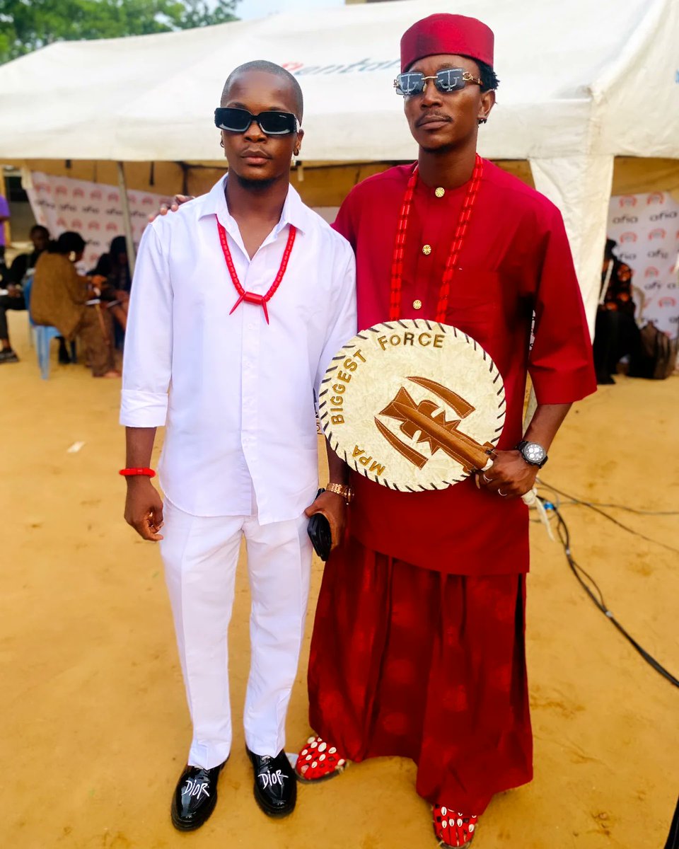 Denny_vin's tweet image. Igbo bu Dike 💯💯💯 #Lagosigbohangout2