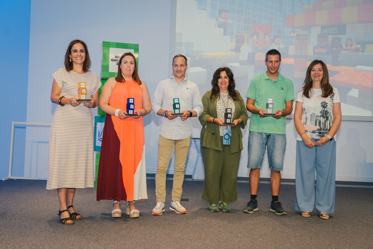 Pfizer España (@pfizer_spain) on Twitter photo 👏🏻 Enhorabuena a los centros ganadores de #HealthGuardians2030, el proyecto educativo de la <a href="/Fundpfizer_ES/">Fundación Pfizer ESP</a> para fomentar la sostenibilidad entre los más jóvenes. Los premios se han entregado en una ceremonia celebrada en la <a href="/CACiencies/">Ciudad Artes Ciencia</a> de Valencia @igniteseriousplay 👏🏻 Enhorabuena a los centros ganadores de #HealthGuardians2030, el proyecto educativo de la <a href="/Fundpfizer_ES/">Fundación Pfizer ESP</a> para fomentar la sostenibilidad entre los más jóvenes. Los premios se han entregado en una ceremonia celebrada en la <a href="/CACiencies/">Ciudad Artes Ciencia</a> de Valencia @igniteseriousplay