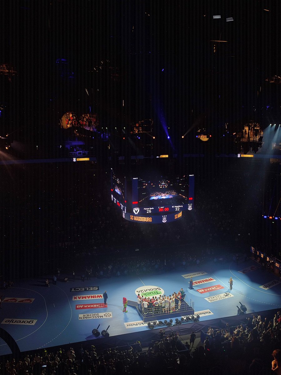 Un año más, experiencia completada ✅🇩🇪

#Final4 #Ehf25