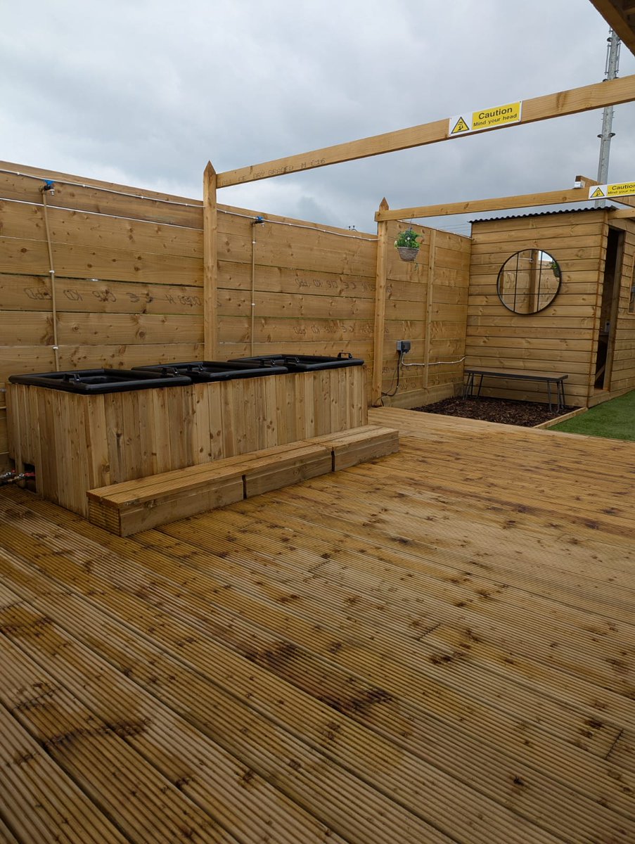 OldCrescentRFC1's tweet photo. Did you know that there is a new wellness & performance centre located on the grounds of the club.

ONe Degree Wellness & Performance has recently opened by one of our Senior players Niall Hardiman. It boasts a wood fired sauna and two chilled baths, with one bath that's not so chilly to help you cool down after the intense heat of the sauna!

If you would like to know more, then please click on the link below or contact Niall on 089 980 3204

https://t.co/nEvDyo4kcf