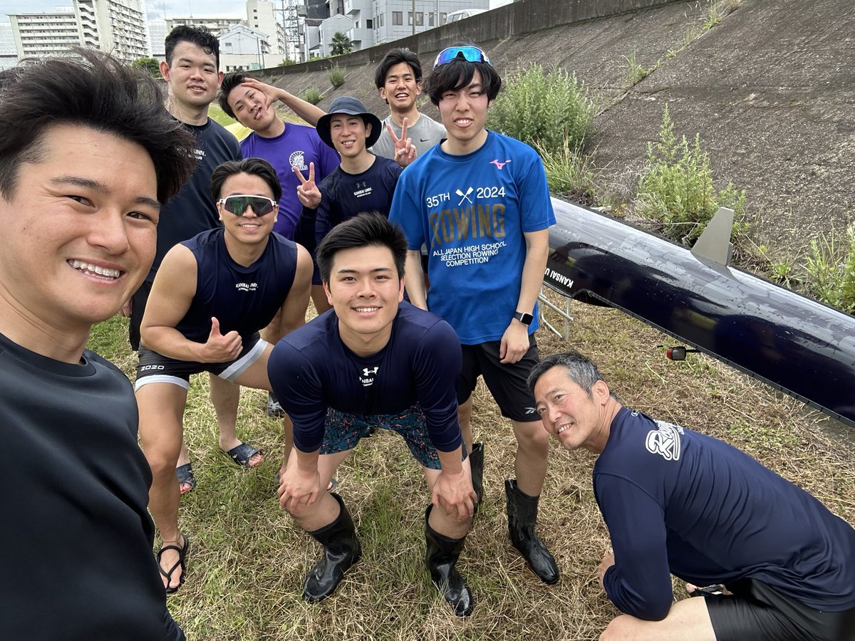 rowinglovers's tweet image. 昨日は関関戦でOBエイトのCOXをしました！めっちゃ久しぶりにボート乗りましたが楽しかったです😆
部員も増えて嬉しいです