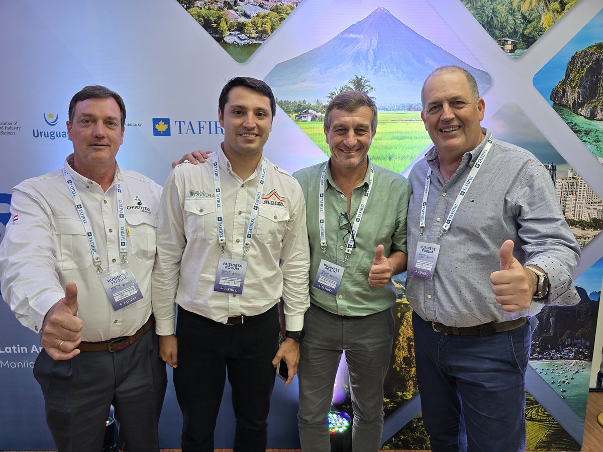 🇵🇾 En el Foro de Agronegocios en Manila, disertaron por Paraguay:
🔹 Víctor Galeano – <a href="/TafirelParaguay/">Tafirel Paraguay</a> 
🔹 Jhonatan Giles – Algisa
🔹 Cristian Heisecke – Desarrollos del Sur
🔹 Wolfgang Bronstrup – Grupo Selecta
🔹 Guillermo Coppens – Cooperativa Chortitzer

#Agronegocios