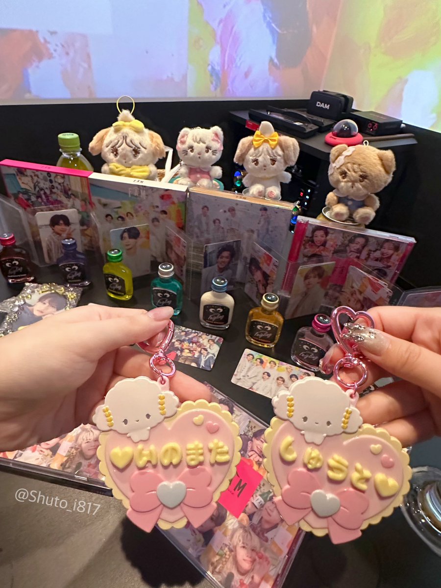 Shuto_i817's tweet image. FAMの鑑賞会やっと出来た⊂( ᴖ ̫ᴖ )⊃💛🎶
TSUTAYA→タワレコとハシゴして、追いFAMとパネル撮影も無事完了✌️💞次回はグッズ並べて写真撮りたいな〜🧸🪄︎︎⟡.·

#timelesz_FAM #FAMタム