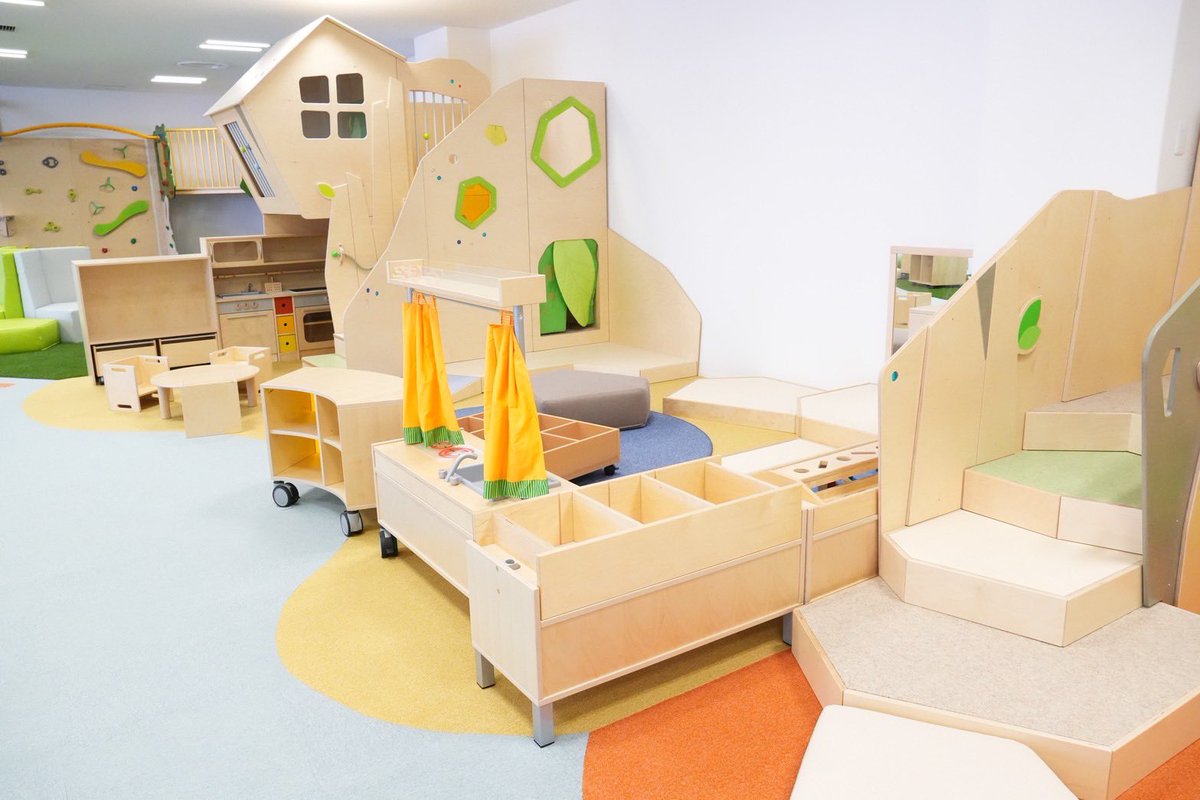 🏰港区に新登場！
#あっぴぃパーク高輪 7/1(火)オープン🌈

天候問わず遊べる大型遊具のある屋内遊び場🎠

🧑‍🧑‍🧒‍🧒区内在住の未就学児と保護者など
📍白金高輪駅5分
🕐9:30～17:30／無料／登録制・定員あり

詳細＆申込はこちら👇
city.minato.tokyo.jp/kodomoseisaku/…

#港区 #室内遊び場 #子育て