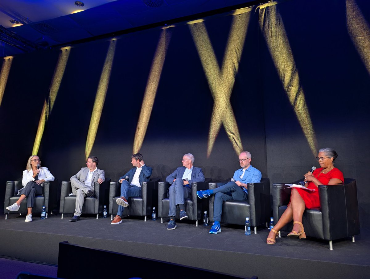 UNIC - International Union of Cinemas (@unic_cinemas) on Twitter photo 💎Executive Roundtable happening NOW
Top cinema leaders from:
• <a href="/WaltDisneyCo/">The Walt Disney Company</a>
• <a href="/Cinepolis/">Cinépolis</a>
• <a href="/event_cinemas/">Event Cinemas</a>
• <a href="/muvicinemas/">موڤي سينما</a>
• <a href="/StudiocanalFR/">STUDIOCANAL</a>
Share insights on their markets and what is needed to ensure continued success.
Moderated by Cinema First's Sharon Reid 💎Executive Roundtable happening NOW
Top cinema leaders from:
• <a href="/WaltDisneyCo/">The Walt Disney Company</a>
• <a href="/Cinepolis/">Cinépolis</a>
• <a href="/event_cinemas/">Event Cinemas</a>
• <a href="/muvicinemas/">موڤي سينما</a>
• <a href="/StudiocanalFR/">STUDIOCANAL</a>
Share insights on their markets and what is needed to ensure continued success.
Moderated by Cinema First's Sharon Reid