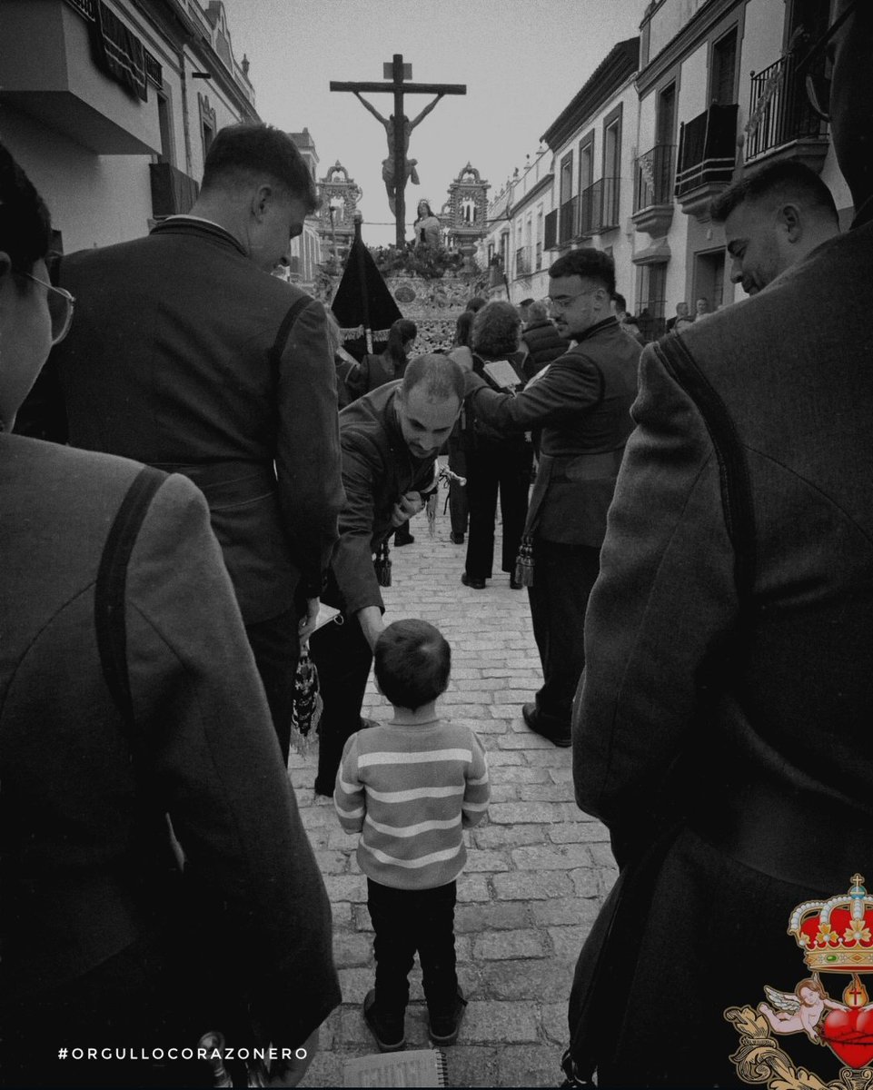¡Buenos días! 

Con la ilusión de un niño...

Comenzamos una nueva semana de ensayos con la mente puesta en el próximo Miércoles 18 de Junio. Una nueva edición del Concierto "Vísperas del Corpus".

🎶❤️🎶

#OrgulloCorazonero