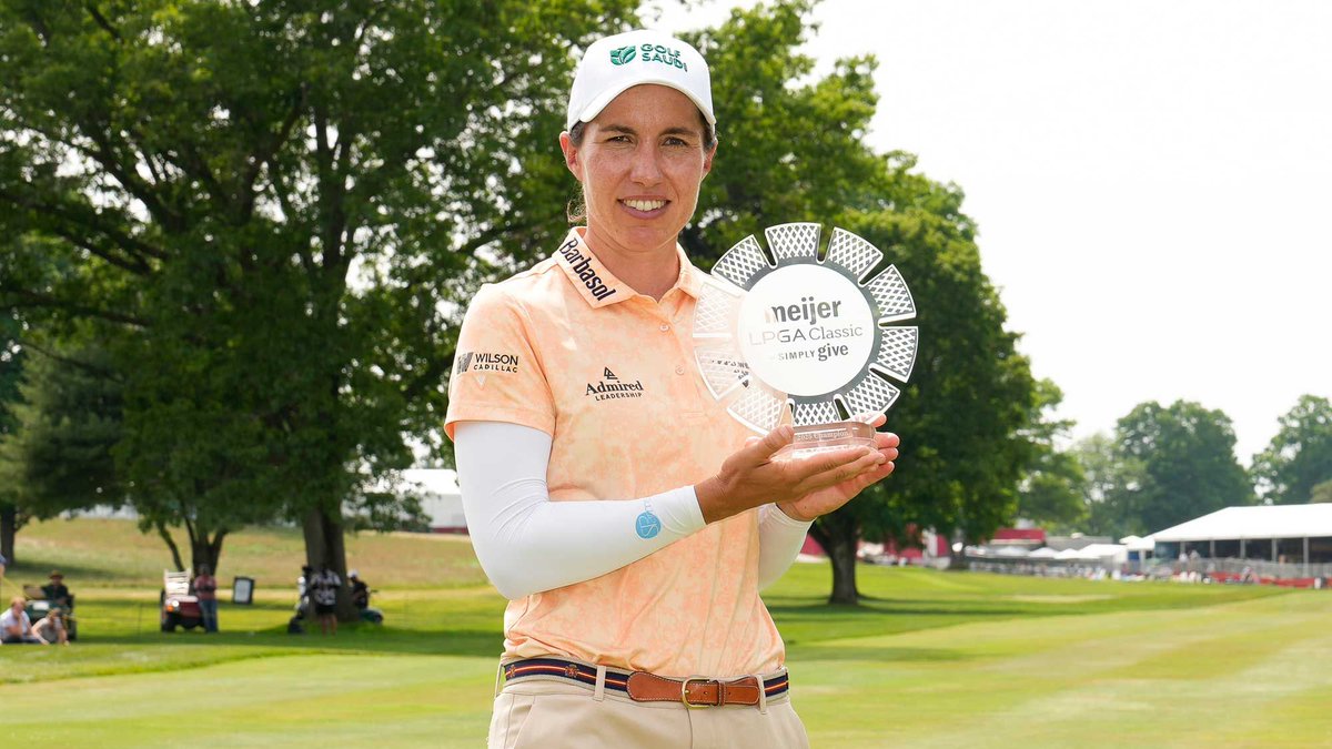 DeporteBusiness's tweet photo. 🙌 Fin de semana histórico para el golf femenino español 

🏆 Carlota Ciganda volvió a lo más alto del LPGA Tour más de ocho años después, ganando el Meijer LPGA Classic 

🥇 Por su parte, Paula Martín Sampedro se coronó campeona del Women’s Amateur

🤩 ¡Enhorabuena, campeonas! https://t.co/Ox40rNWvAK