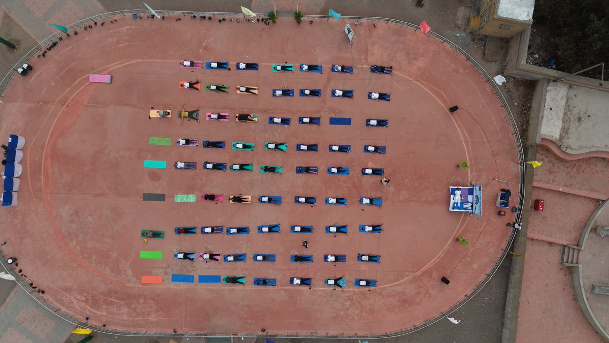 IN_GDD's tweet photo. Setting the tone for #IDY2025, Naval Air Enclave carried out a Yoga session at Porbandar’s Chowpatty Beach on 15 Jun 25. Nearly 75 participants united in pursuit of tranquility &amp; discipline.
#IndianNavy 
#INAS314
#INAS343
#NAE https://t.co/lAcT60JSe8