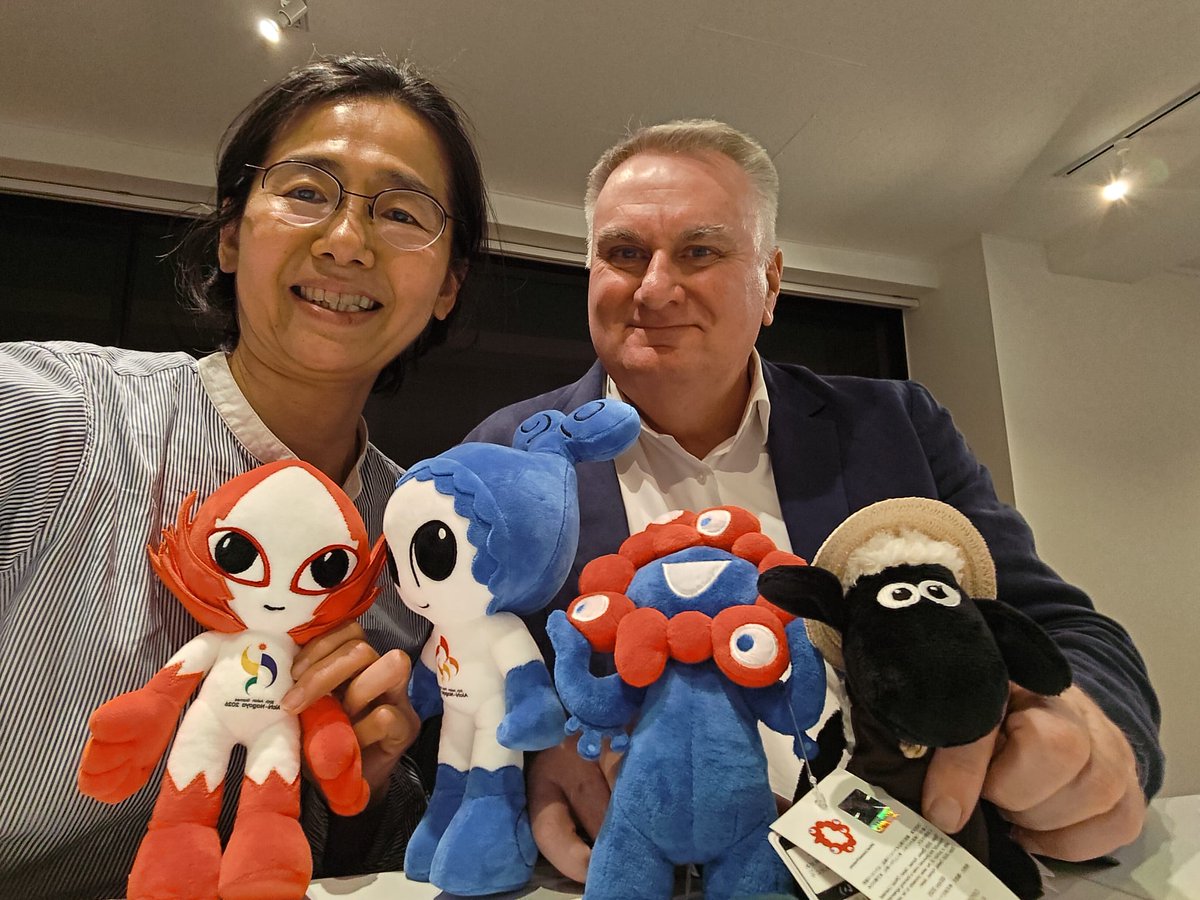 ES GLOBAL tweet media