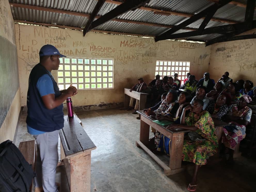 PamCongo's tweet image. Thanks to @GPforEducation, 18,000 students are getting school meals, and the tutors helping them learn are being supported too: 🧑🏫 5,098 tutors received cash transfers in Plateaux, Cuvette & Cuvette-Ouest 📝 8,700 more were registered in Plateaux & Pool 🚀 Powering progress.