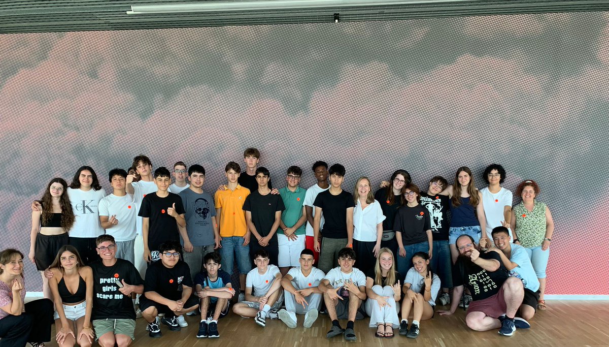 Ins. Quatre Cantons (@ins4cantons) on Twitter photo Alumnes de 4t d’ESO han visitat Matter Matters al <a href="/dissenyhub/">Disseny Hub Barcelona</a> amb Olga Subirós. Un viatge pel disseny i els materials en temps d’escassetat. Reflexió necessària sobre el món d’avui. 🎨🧱⚠️
#Mediambient #Secundària #Ins4Cantons Alumnes de 4t d’ESO han visitat Matter Matters al <a href="/dissenyhub/">Disseny Hub Barcelona</a> amb Olga Subirós. Un viatge pel disseny i els materials en temps d’escassetat. Reflexió necessària sobre el món d’avui. 🎨🧱⚠️
#Mediambient #Secundària #Ins4Cantons