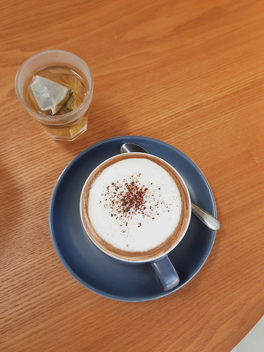 asweetpotatoes's tweet photo. Sri Muang (ศรีเมือง)
คาเฟ่เปิดใหม่ที่ระยอง กาแฟดี ชิโอะปังอร่อย ชอบที่มีหลายรสตั้งแต่รสธรรมดาช็อคโกแลต บีทรูท https://t.co/f2ZyWjJ4ww